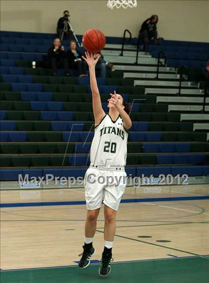 Thumbnail 1 in Poway vs. Clovis West (So Cal Holiday Prep Classic) photogallery.
