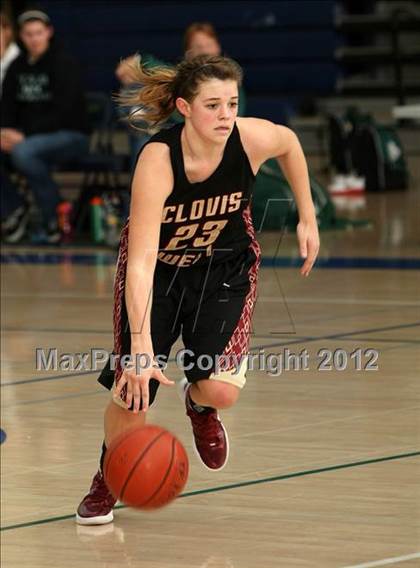 Thumbnail 2 in Poway vs. Clovis West (So Cal Holiday Prep Classic) photogallery.
