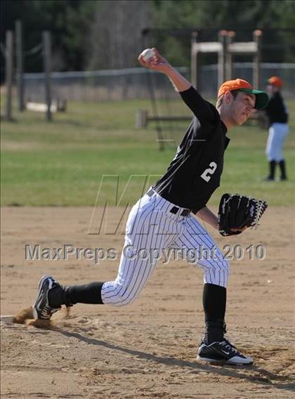 Thumbnail 3 in Webster/Siren vs. Spooner photogallery.
