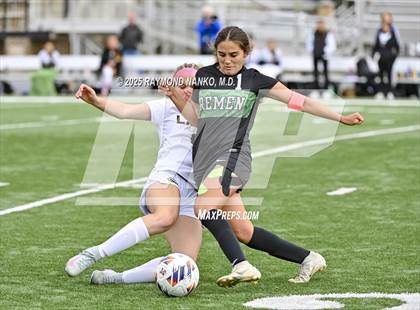 Thumbnail 3 in Bremen vs. Lapel (IHSAA 1A Semi-State) photogallery.