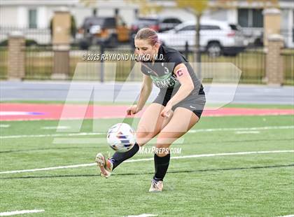 Thumbnail 3 in Bremen vs. Lapel (IHSAA 1A Semi-State) photogallery.