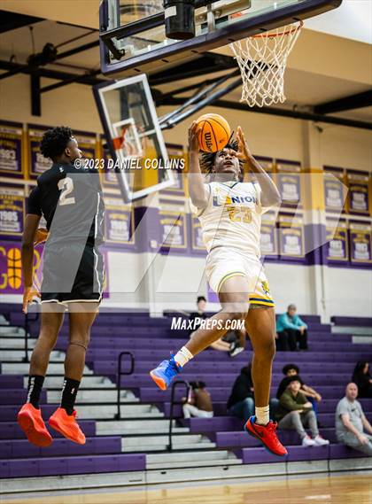 Thumbnail 2 in Casa Grande vs Hamilton (Fear The Hop) photogallery.
