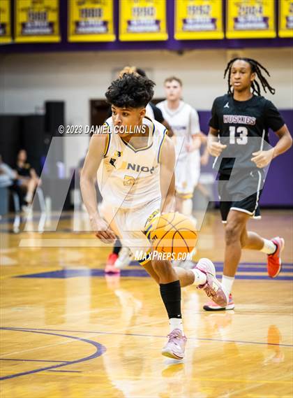 Thumbnail 1 in Casa Grande vs Hamilton (Fear The Hop) photogallery.