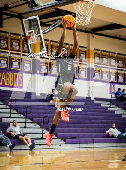 Thumbnail 2 in Casa Grande vs Hamilton (Fear The Hop) photogallery.