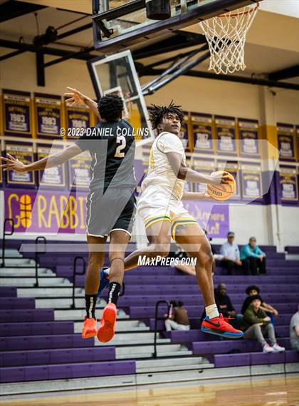 Thumbnail 1 in Casa Grande vs Hamilton (Fear The Hop) photogallery.