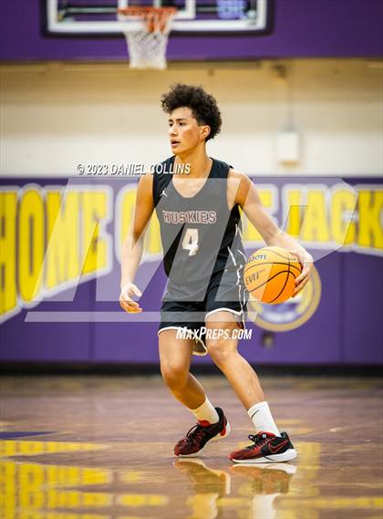 Thumbnail 1 in Casa Grande vs Hamilton (Fear The Hop) photogallery.