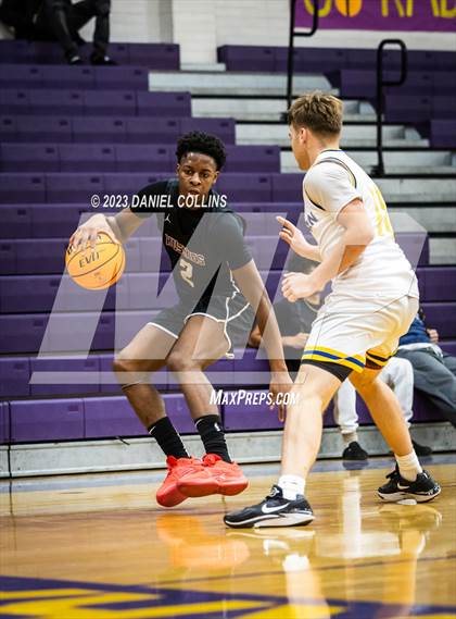 Thumbnail 1 in Casa Grande vs Hamilton (Fear The Hop) photogallery.