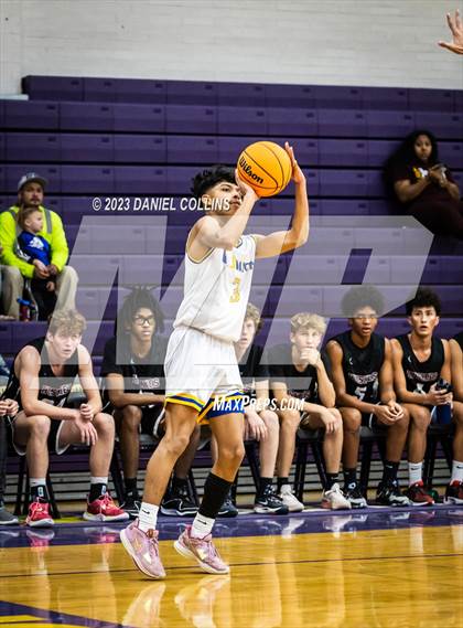 Thumbnail 3 in Casa Grande vs Hamilton (Fear The Hop) photogallery.