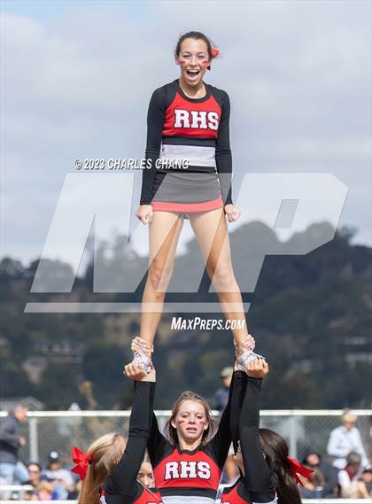 Thumbnail 2 in JV: Marin Catholic @ Redwood photogallery.