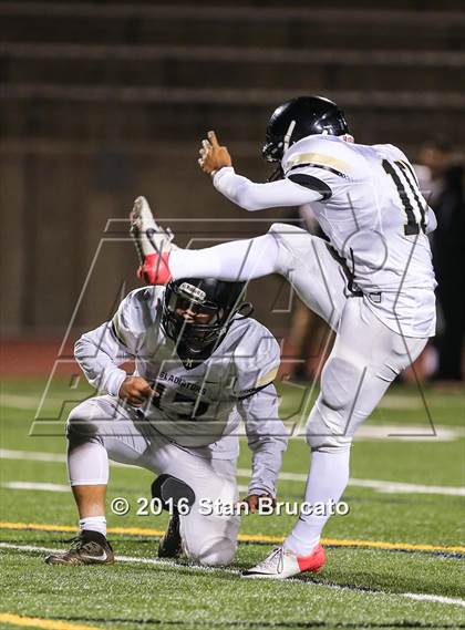 Thumbnail 3 in Marquez @ Beckman photogallery.