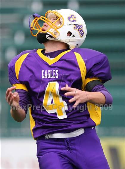 Thumbnail 3 in Clyde-Savannah vs. Caledonia-Mumford (Section V Class DD Semifinal) photogallery.