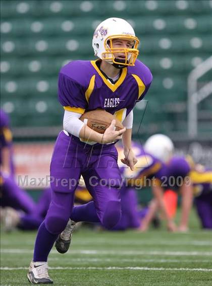 Thumbnail 3 in Clyde-Savannah vs. Caledonia-Mumford (Section V Class DD Semifinal) photogallery.