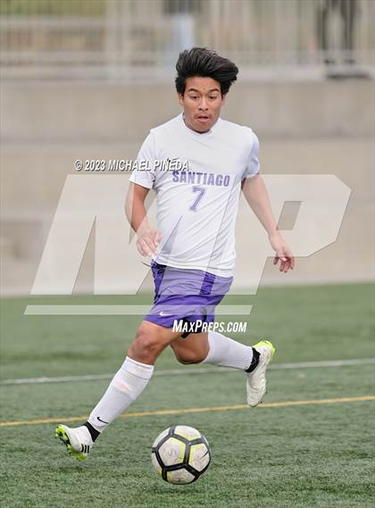 Thumbnail 2 in Santiago vs Saddleback (Hawks Invitational) photogallery.