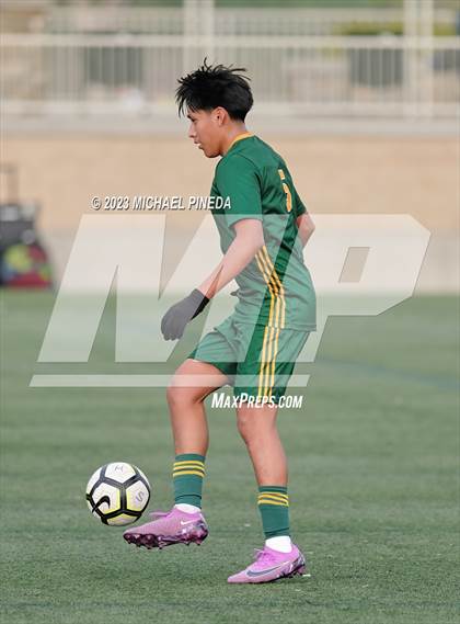 Thumbnail 3 in Santiago vs Saddleback (Hawks Invitational) photogallery.