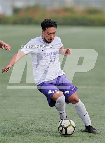 Thumbnail 3 in Santiago vs Saddleback (Hawks Invitational) photogallery.