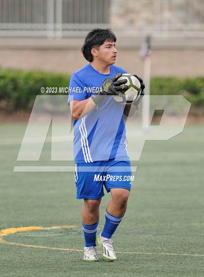Thumbnail 3 in Santiago vs Saddleback (Hawks Invitational) photogallery.
