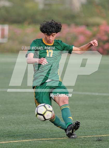 Thumbnail 1 in Santiago vs Saddleback (Hawks Invitational) photogallery.