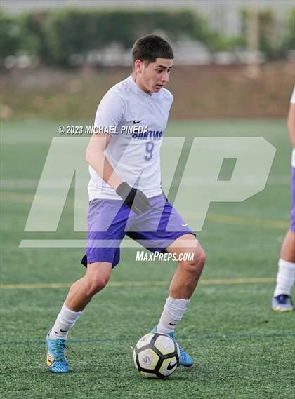Thumbnail 1 in Santiago vs Saddleback (Hawks Invitational) photogallery.