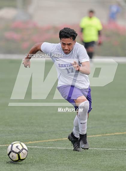 Thumbnail 3 in Santiago vs Saddleback (Hawks Invitational) photogallery.