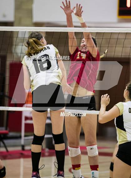 Thumbnail 2 in Olympian vs. Mt. Carmel (CIF SDS Division II Championship) photogallery.