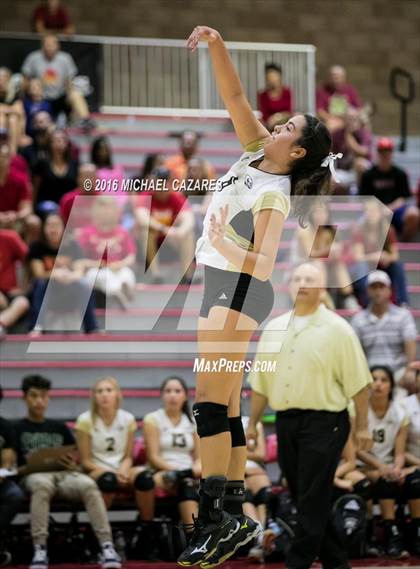 Thumbnail 2 in Olympian vs. Mt. Carmel (CIF SDS Division II Championship) photogallery.