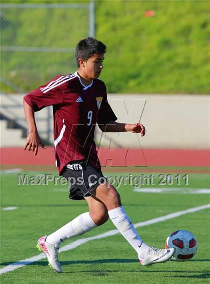 Thumbnail 3 in Scripps Ranch vs. Point Loma (San Diego City Tournament) photogallery.