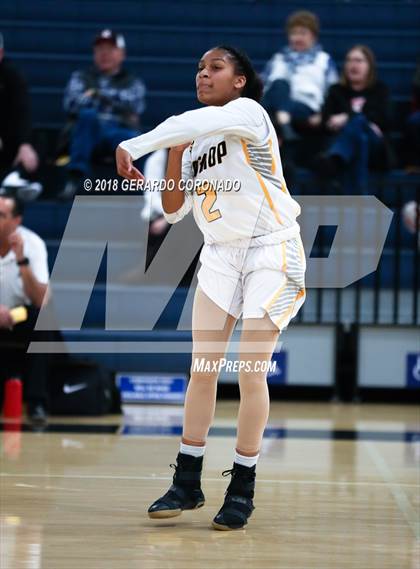 Thumbnail 2 in Ripon vs Lathrop (CIF SJS D4 Playoff) photogallery.