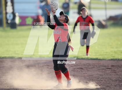 Thumbnail 2 in Circleville @ Amanda-Clearcreek photogallery.
