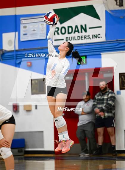 Thumbnail 2 in San Mateo @ Hillsdale (CIF-CCS D2 Quarterfinal) photogallery.