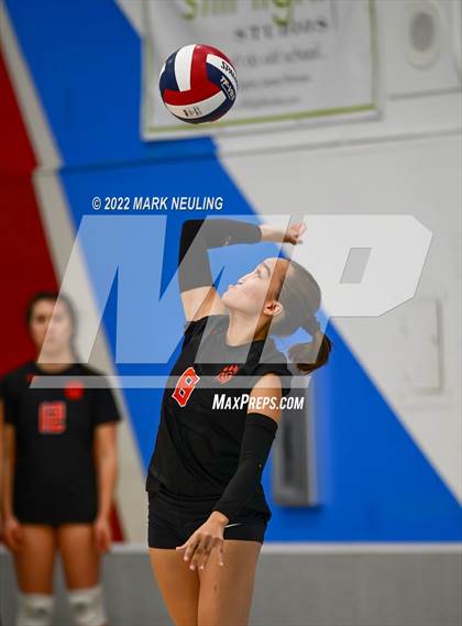 Thumbnail 2 in San Mateo @ Hillsdale (CIF-CCS D2 Quarterfinal) photogallery.