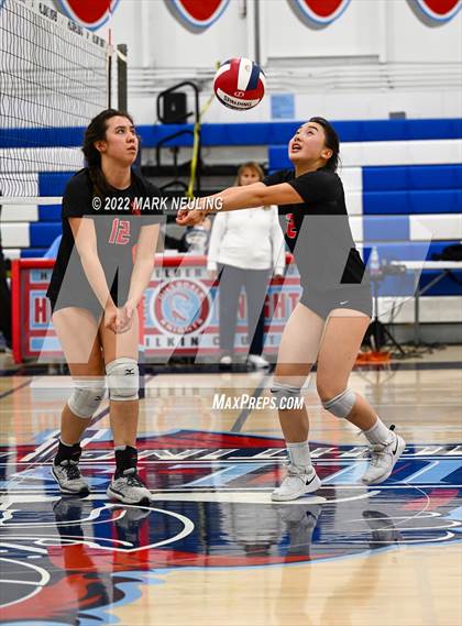 Thumbnail 2 in San Mateo @ Hillsdale (CIF-CCS D2 Quarterfinal) photogallery.