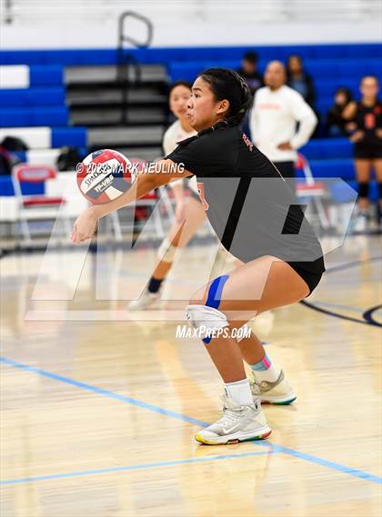 Thumbnail 2 in San Mateo @ Hillsdale (CIF-CCS D2 Quarterfinal) photogallery.
