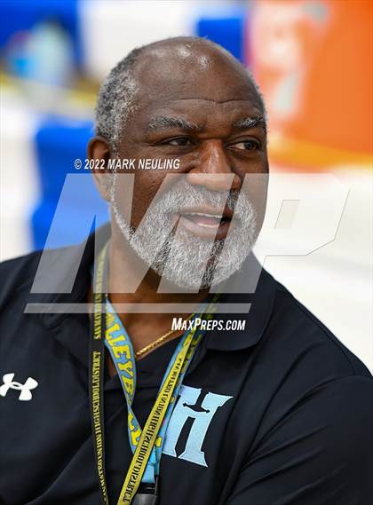 Thumbnail 2 in San Mateo @ Hillsdale (CIF-CCS D2 Quarterfinal) photogallery.