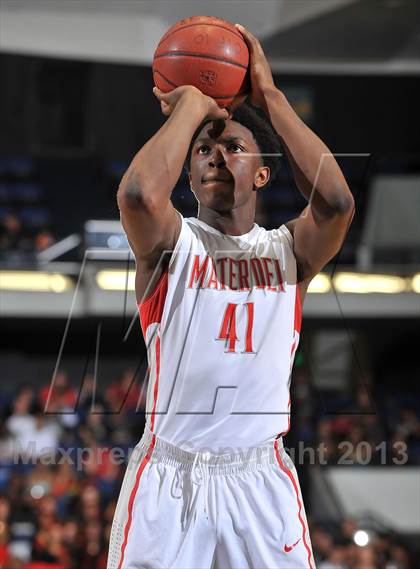 Thumbnail 1 in Mater Dei vs. Etiwanda (CIF SS DIV 1AA Final) photogallery.