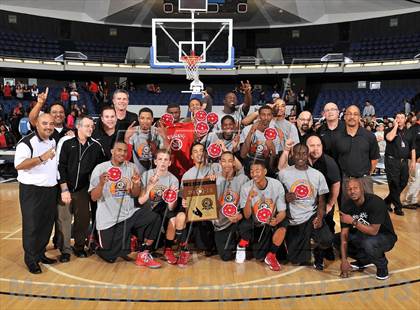 Thumbnail 2 in Mater Dei vs. Etiwanda (CIF SS DIV 1AA Final) photogallery.