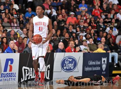 Thumbnail 3 in Mater Dei vs. Etiwanda (CIF SS DIV 1AA Final) photogallery.