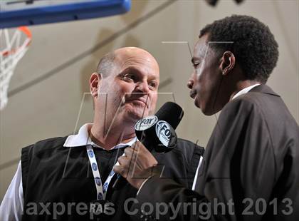 Thumbnail 3 in Mater Dei vs. Etiwanda (CIF SS DIV 1AA Final) photogallery.