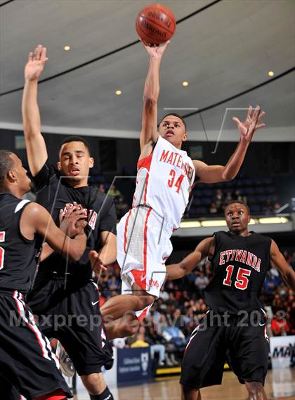 Thumbnail 1 in Mater Dei vs. Etiwanda (CIF SS DIV 1AA Final) photogallery.