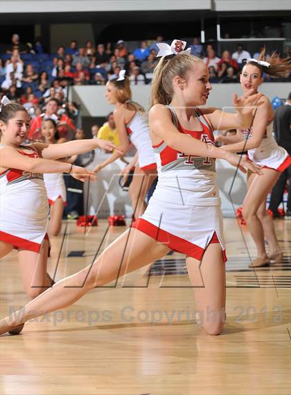 Thumbnail 2 in Mater Dei vs. Etiwanda (CIF SS DIV 1AA Final) photogallery.