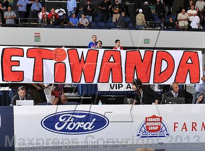 Thumbnail 1 in Mater Dei vs. Etiwanda (CIF SS DIV 1AA Final) photogallery.