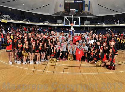 Thumbnail 1 in Mater Dei vs. Etiwanda (CIF SS DIV 1AA Final) photogallery.