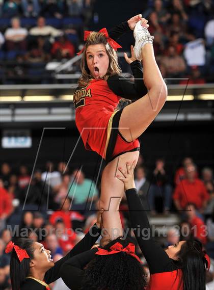 Thumbnail 2 in Mater Dei vs. Etiwanda (CIF SS DIV 1AA Final) photogallery.