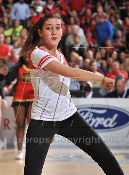 Thumbnail 2 in Mater Dei vs. Etiwanda (CIF SS DIV 1AA Final) photogallery.