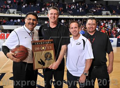 Thumbnail 2 in Mater Dei vs. Etiwanda (CIF SS DIV 1AA Final) photogallery.
