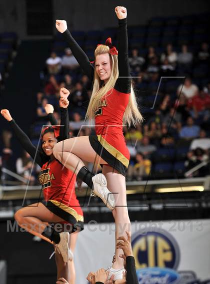 Thumbnail 1 in Mater Dei vs. Etiwanda (CIF SS DIV 1AA Final) photogallery.