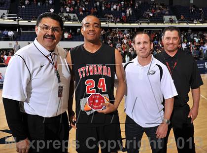 Thumbnail 3 in Mater Dei vs. Etiwanda (CIF SS DIV 1AA Final) photogallery.