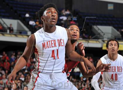 Thumbnail 1 in Mater Dei vs. Etiwanda (CIF SS DIV 1AA Final) photogallery.