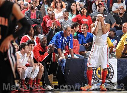 Thumbnail 1 in Mater Dei vs. Etiwanda (CIF SS DIV 1AA Final) photogallery.