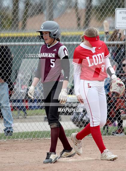 Thumbnail 3 in Central Valley vs. Lodi photogallery.