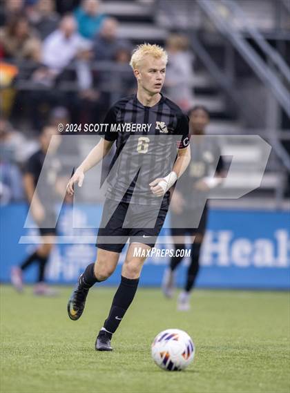 Thumbnail 3 in New Albany vs. Walsh Jesuit (OHSAA Division II Final) photogallery.